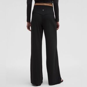 lululemon athletica palazzo black  Pants short length